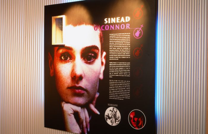 Corrugated Sheet - Irish Music Hall of Fame - 1